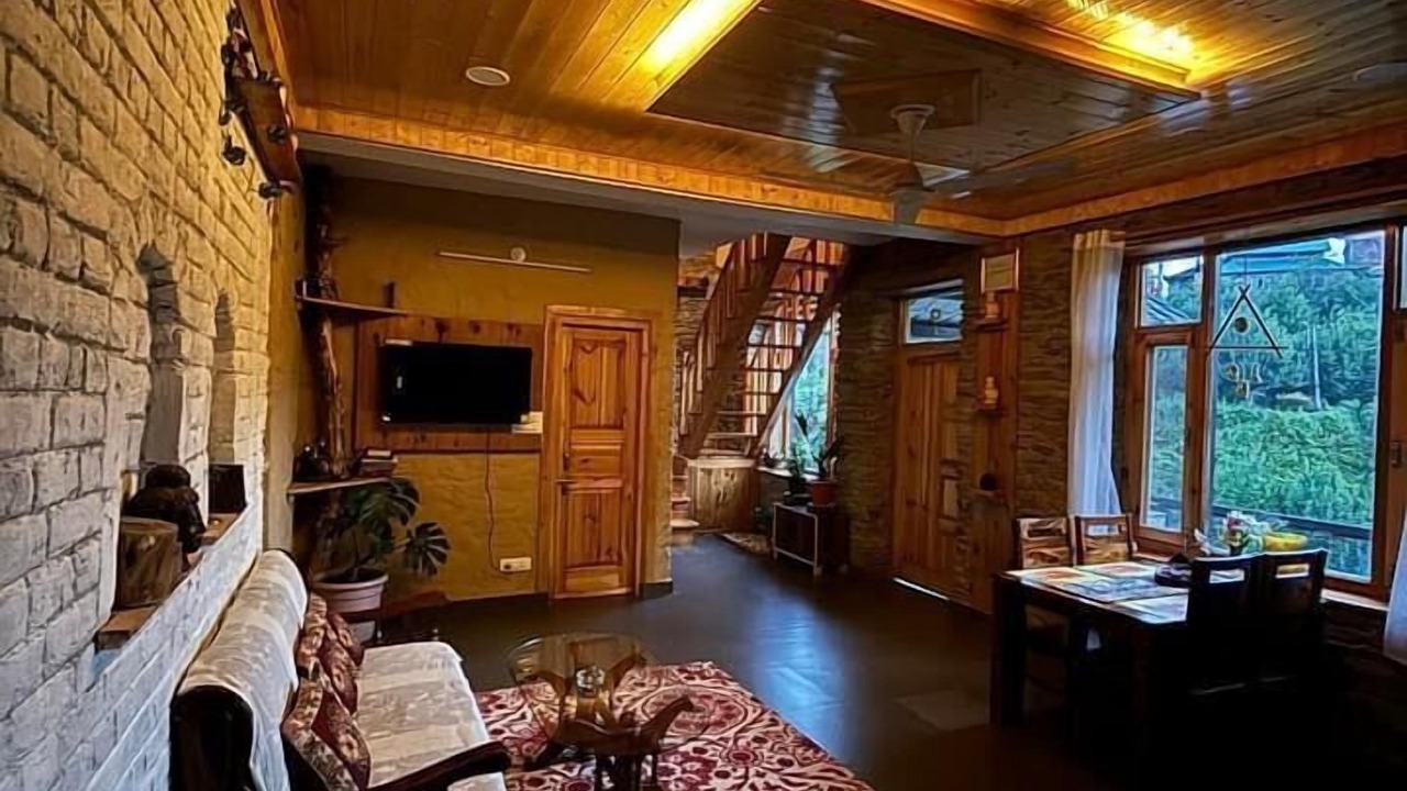 Photo of Livingroom in Naggar
