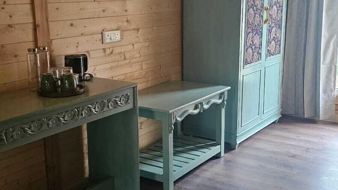 Photo of Bedroom in Badrinath