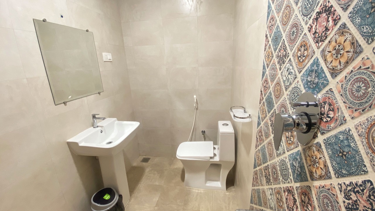 Photo of Bathroom in Kuilapalayam