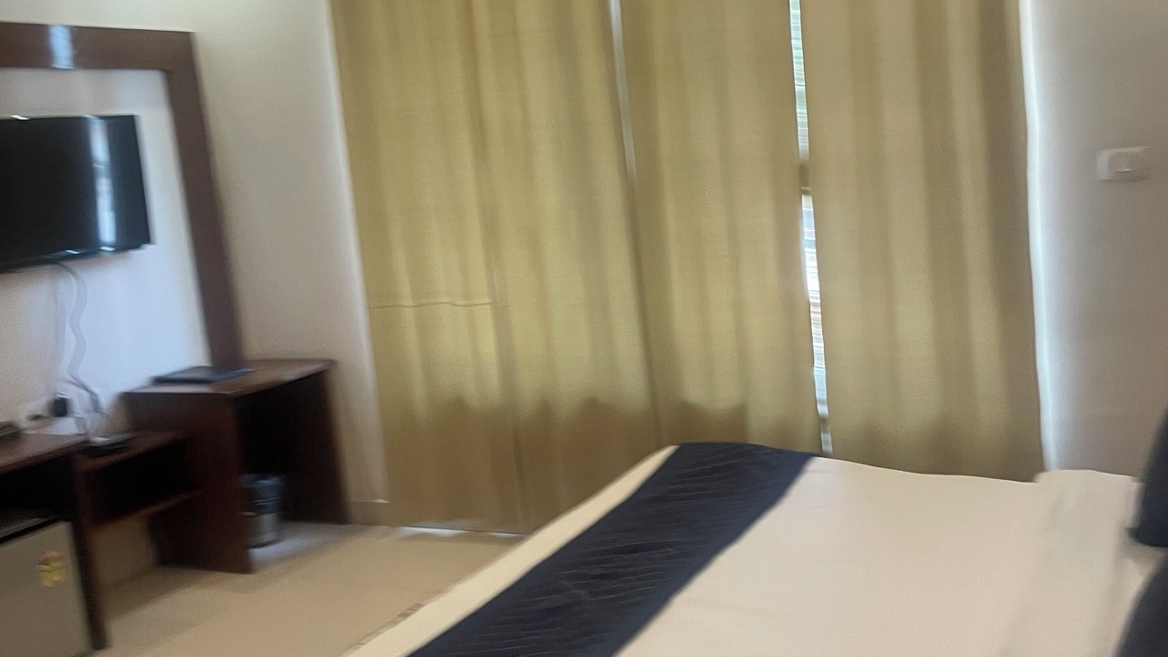 Photo of Bedroom in Badrinath