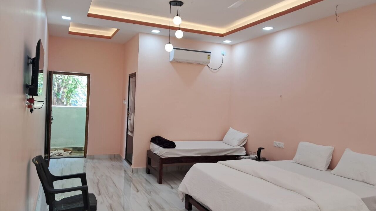 Photo of Bedroom in Murudeshwara