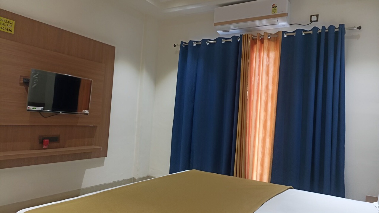 Photo of Bedroom in Ghodegaon