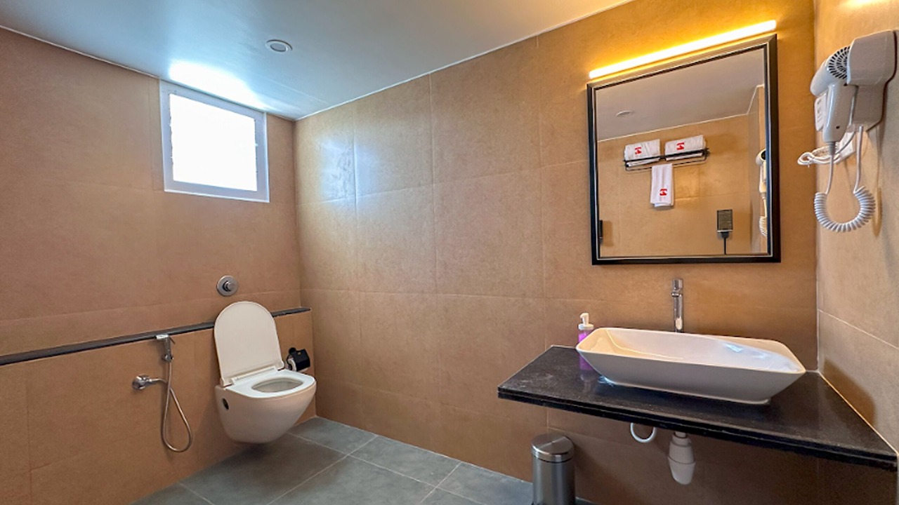 Photo of Bathroom in Muttukadu