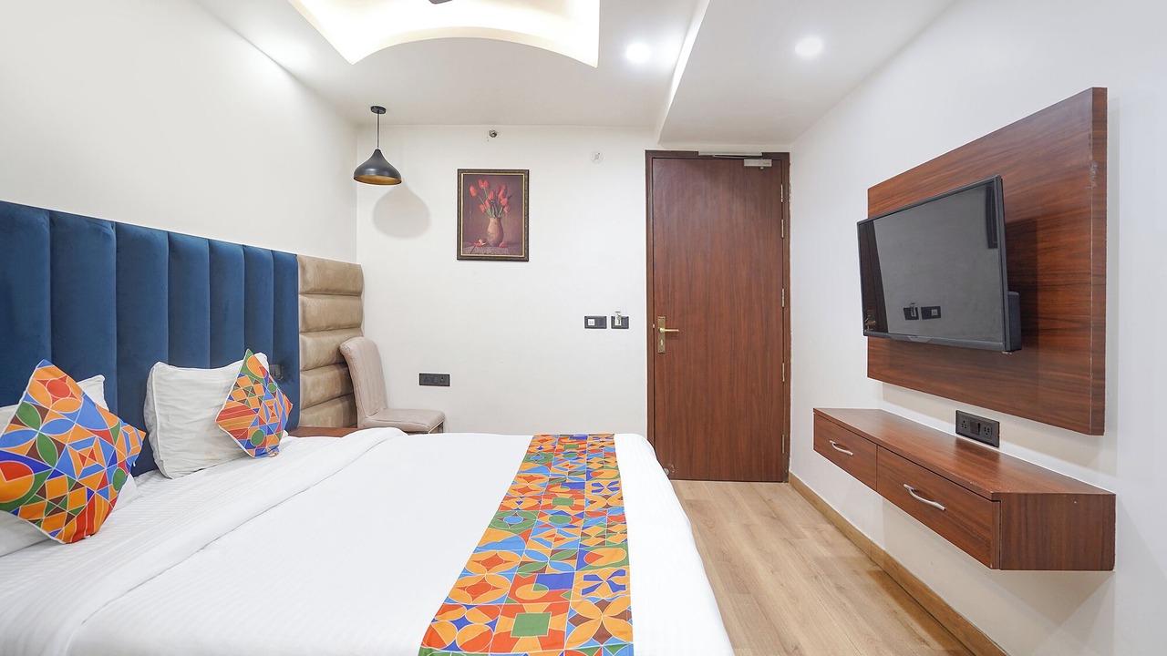 Photo of Bedroom in Kalkaji