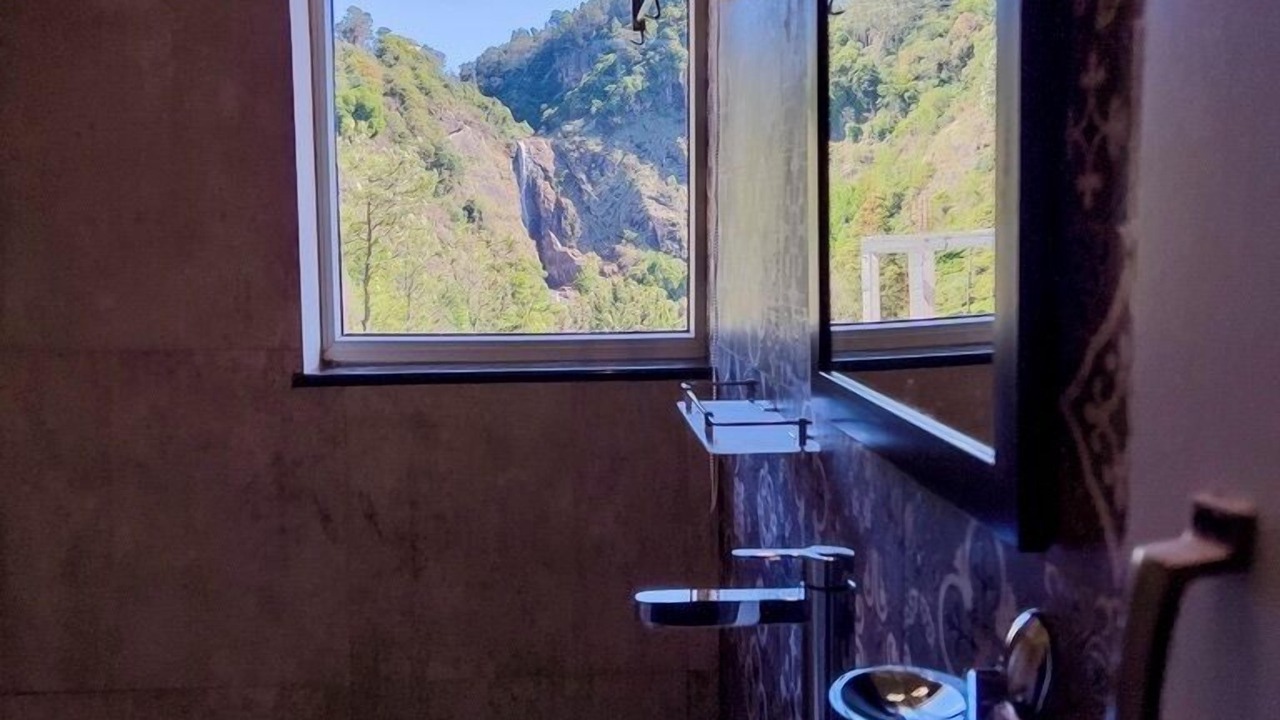 Photo of Bathroom in Coonoor