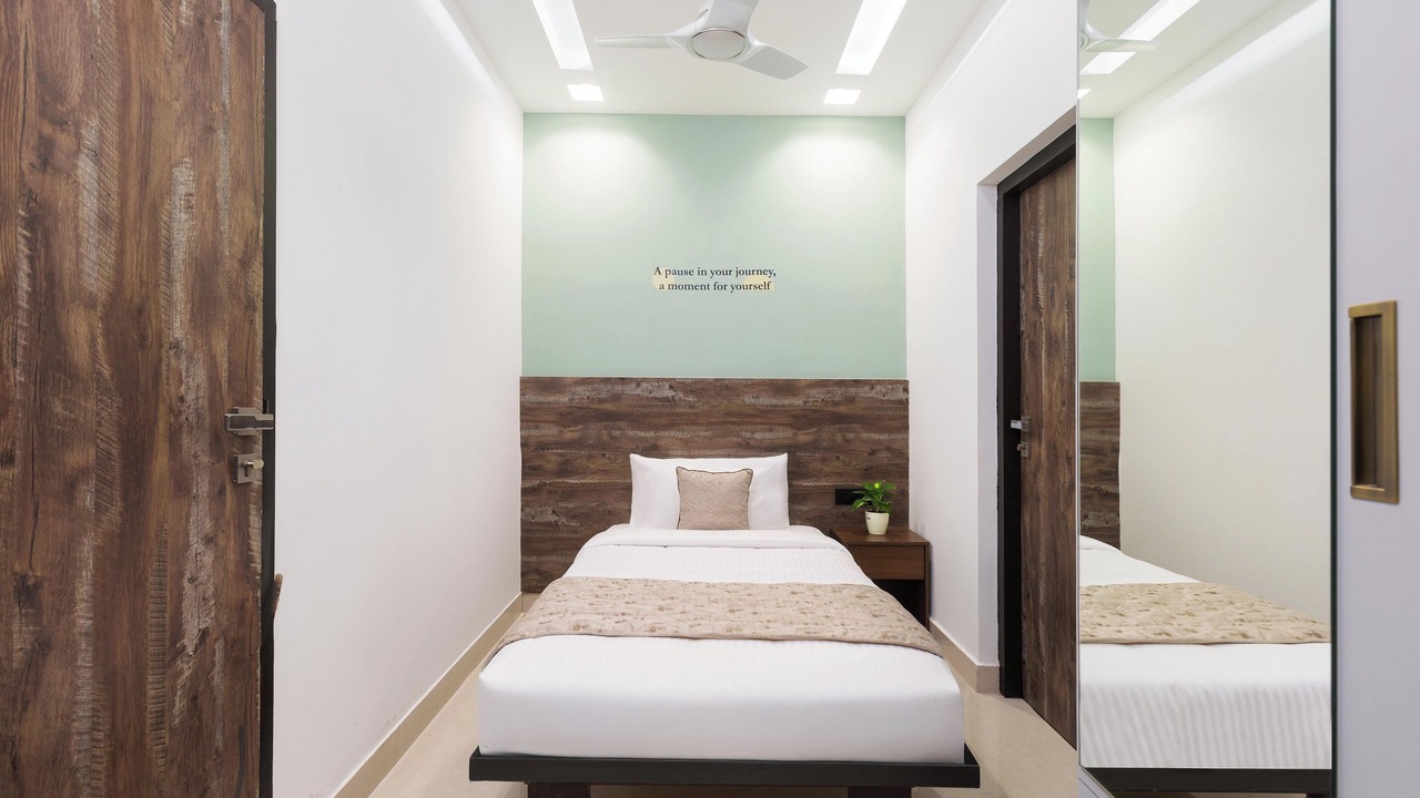Photo of Bedroom in Mylapore Tiruvallikk