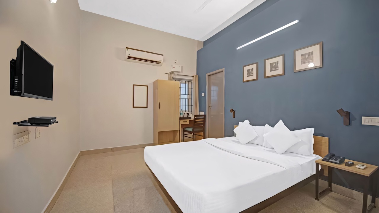 Photo of Bedroom in Nanganallur