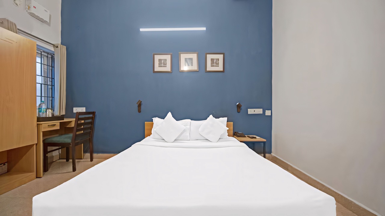 Photo of Bedroom in Nanganallur