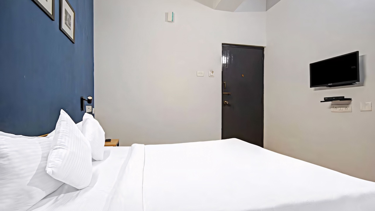 Photo of Bedroom in Nanganallur