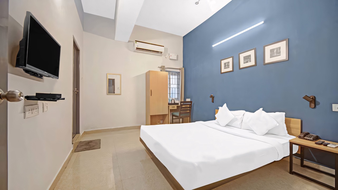 Photo of Bedroom in Nanganallur