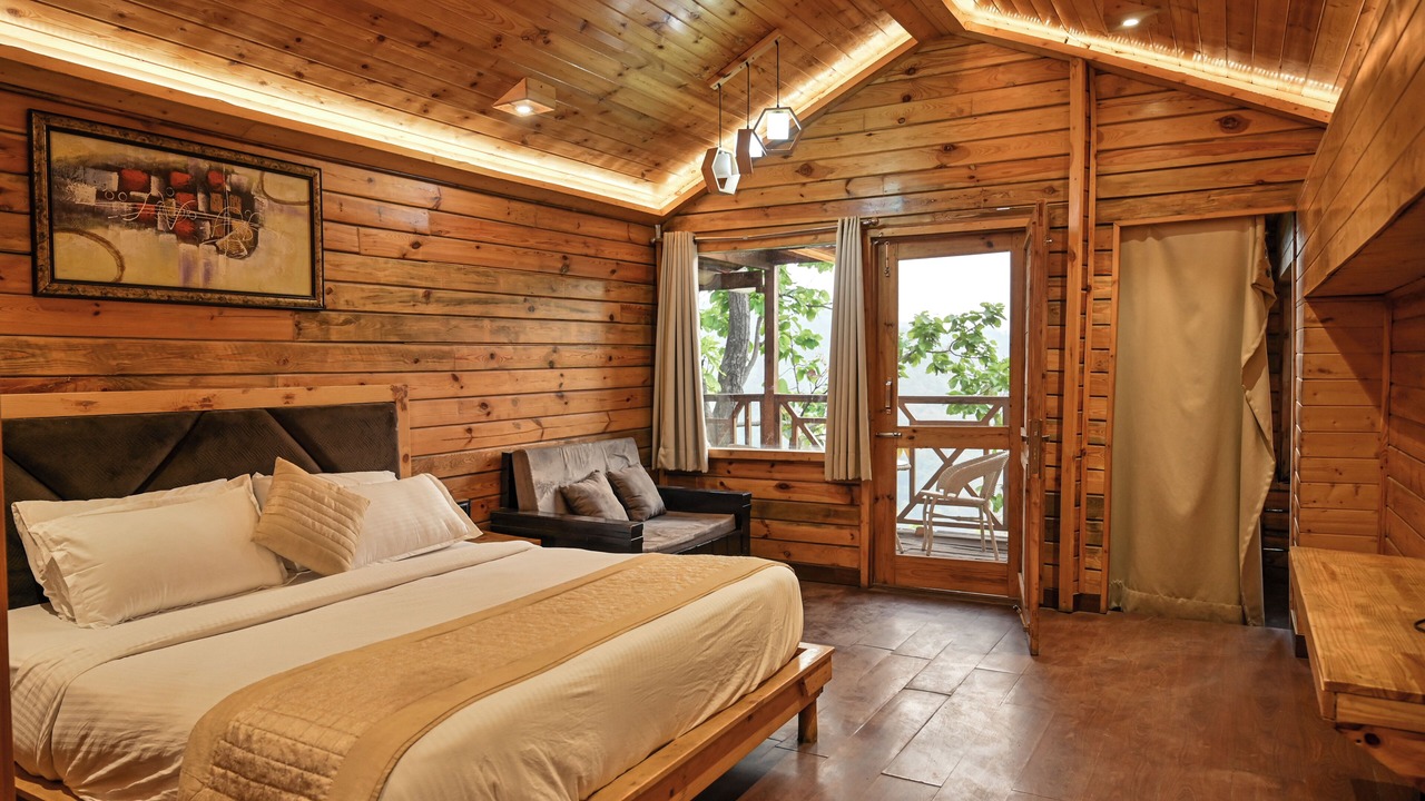 Photo of Bedroom in Lansdowne