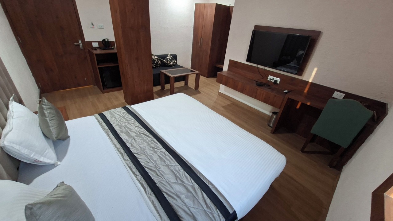 Photo of Bedroom in Dhanbad