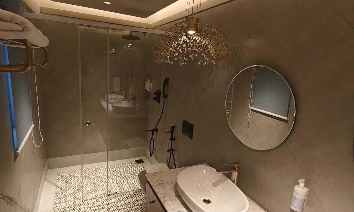 Photo of Bathroom in Ooty