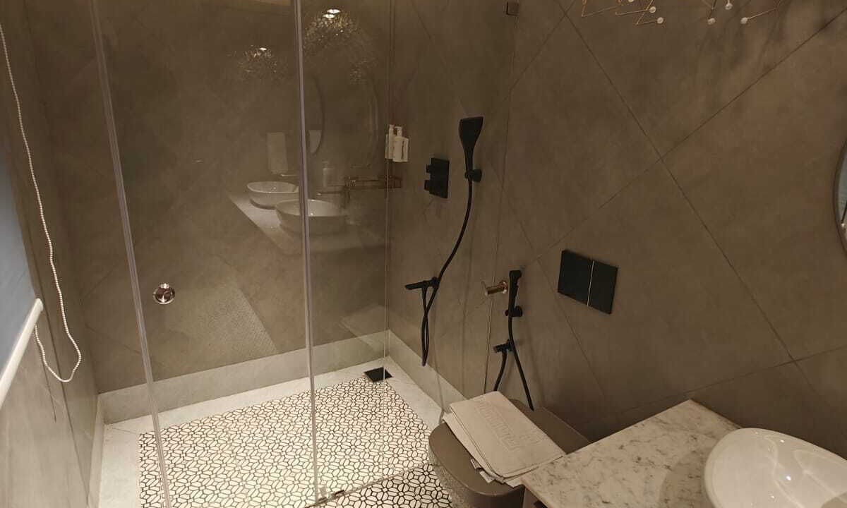 Photo of Bathroom in Ooty