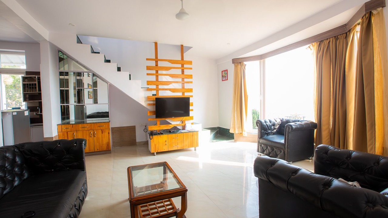 Photo of Livingroom in Lansdowne