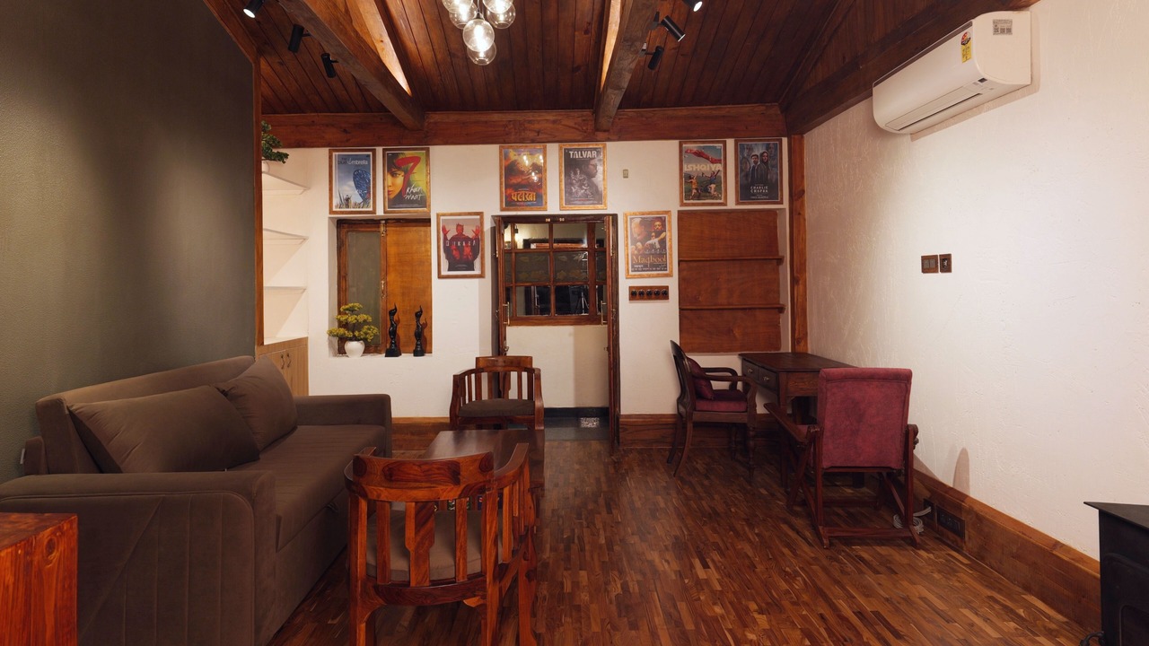 Photo of Livingroom in Landour