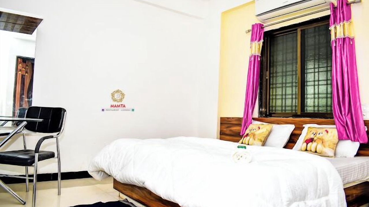 Photo of Bedroom in Shani Shingnapur