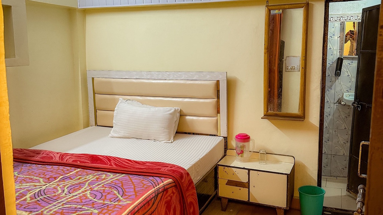 Photo of Bedroom in Chamoli