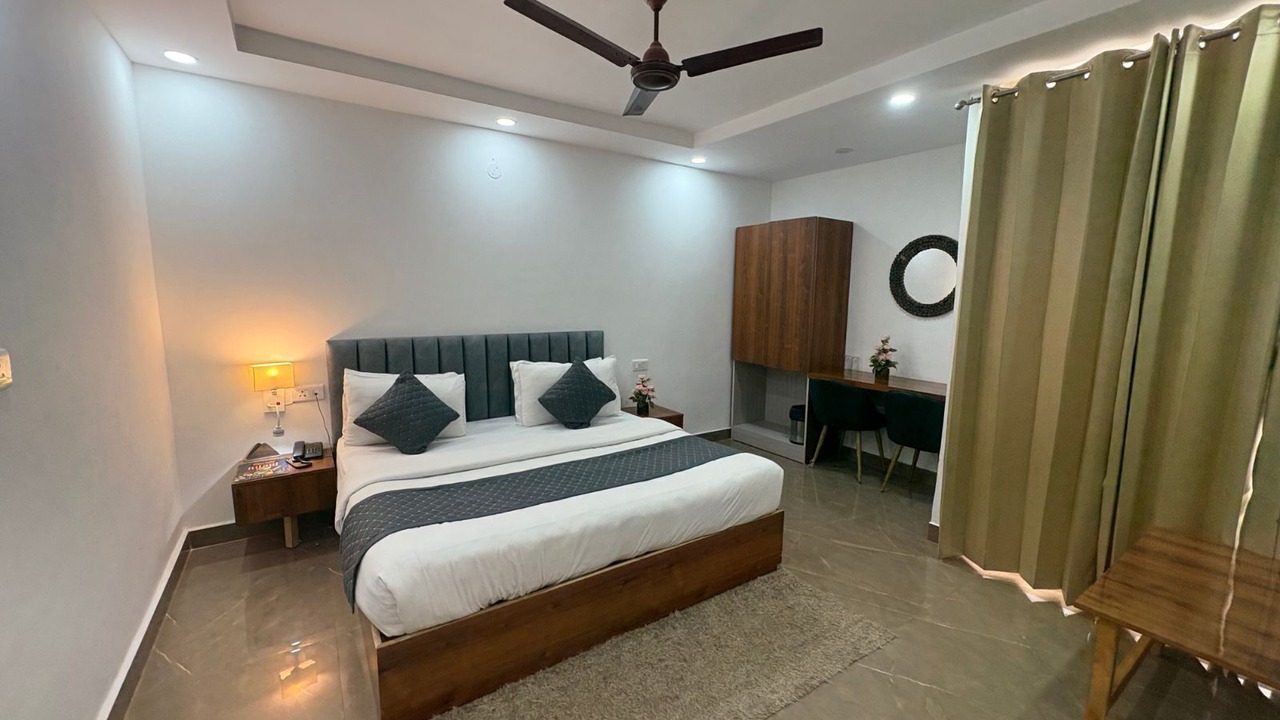 Photo of Bedroom in Mahipalpur Extension