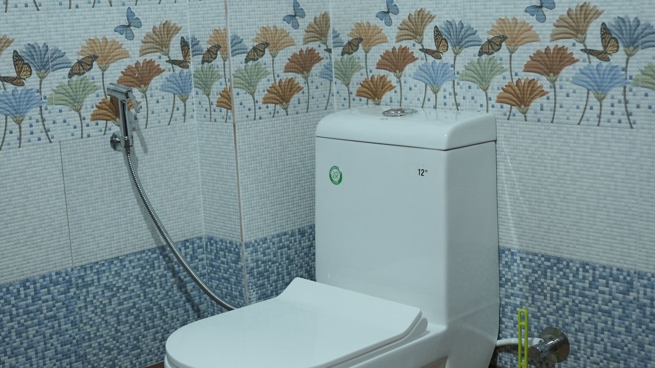 Photo of Bathroom in Ramakkalmedu