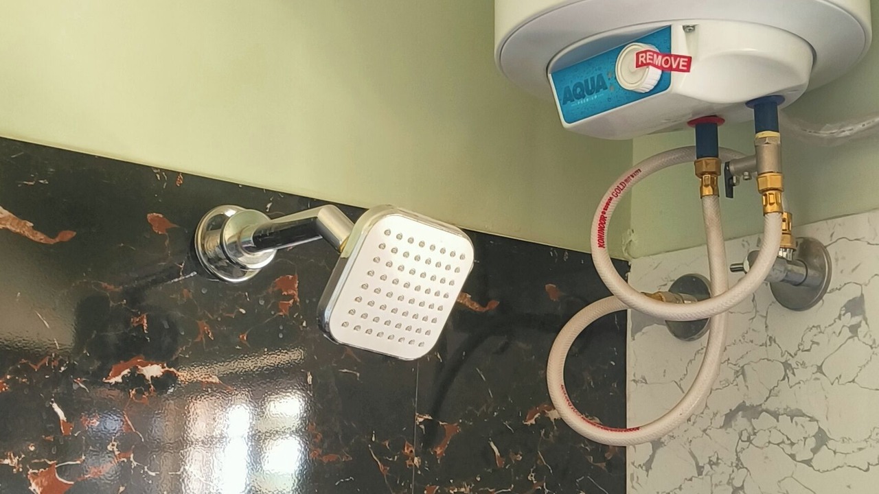 Photo of Bathroom in Kumbalgodu