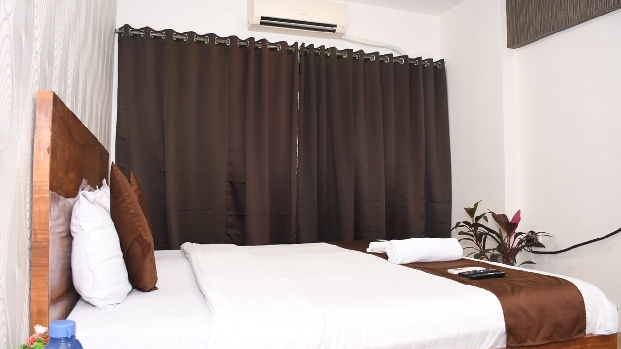 Photo of Bedroom in Kandivali East