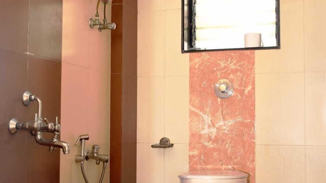 Photo of Bathroom in Kandivali East