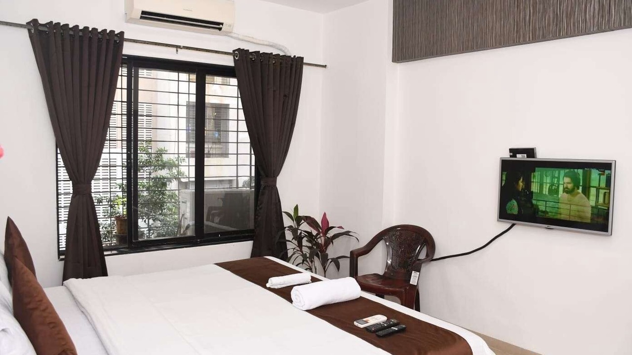 Photo of Bedroom in Kandivali East