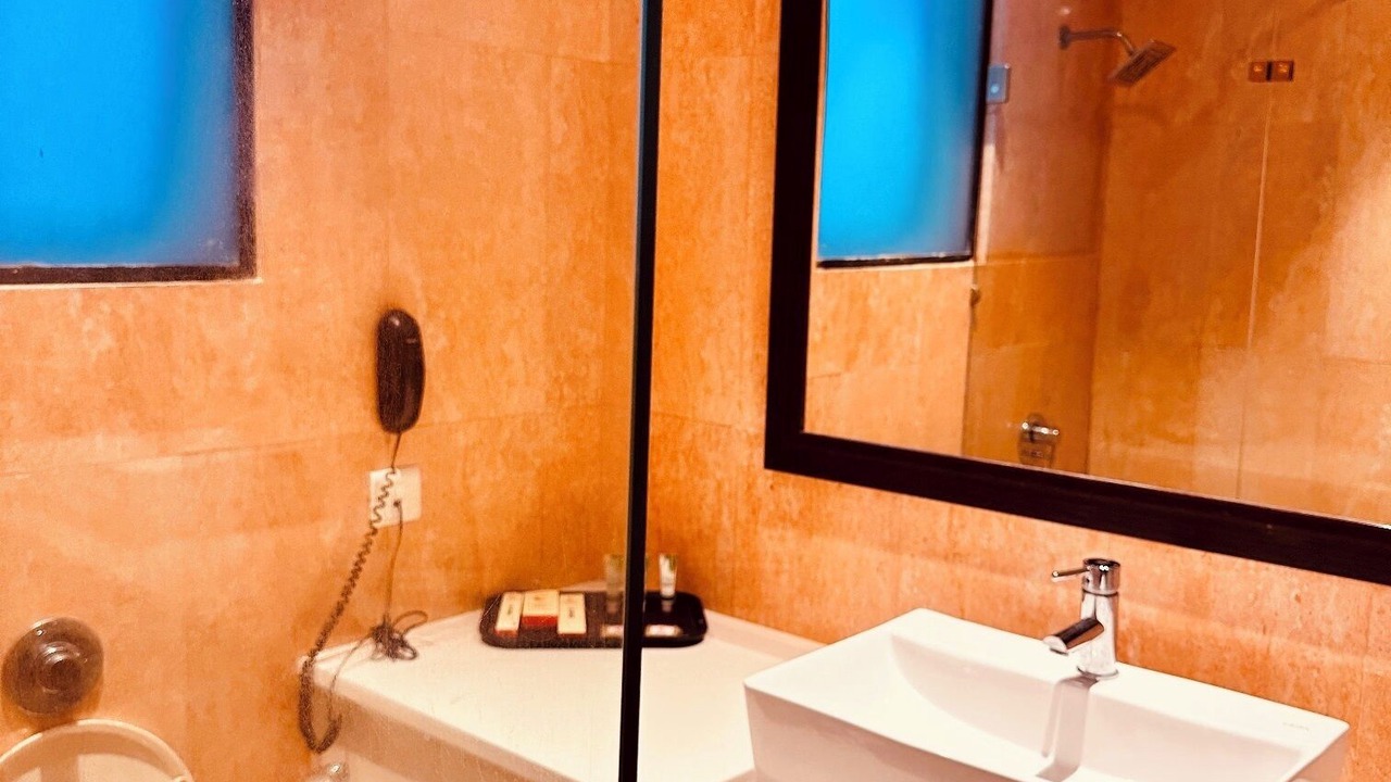 Photo of Bathroom in Ranjit Avenue