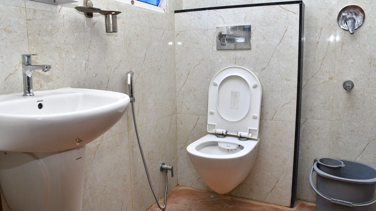Photo of Bedroom in Aruppukkottai