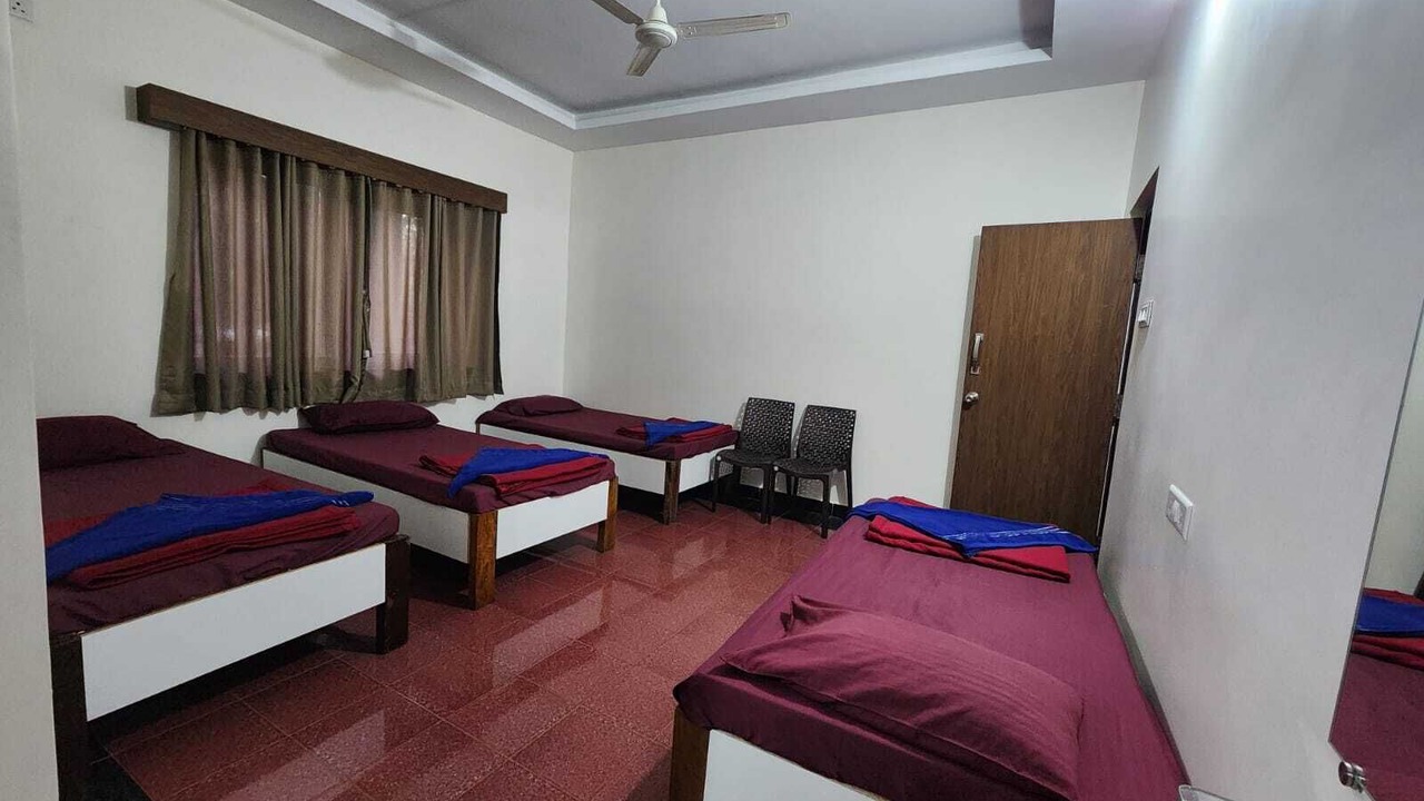 Photo of Bedroom in Ganeshgudi