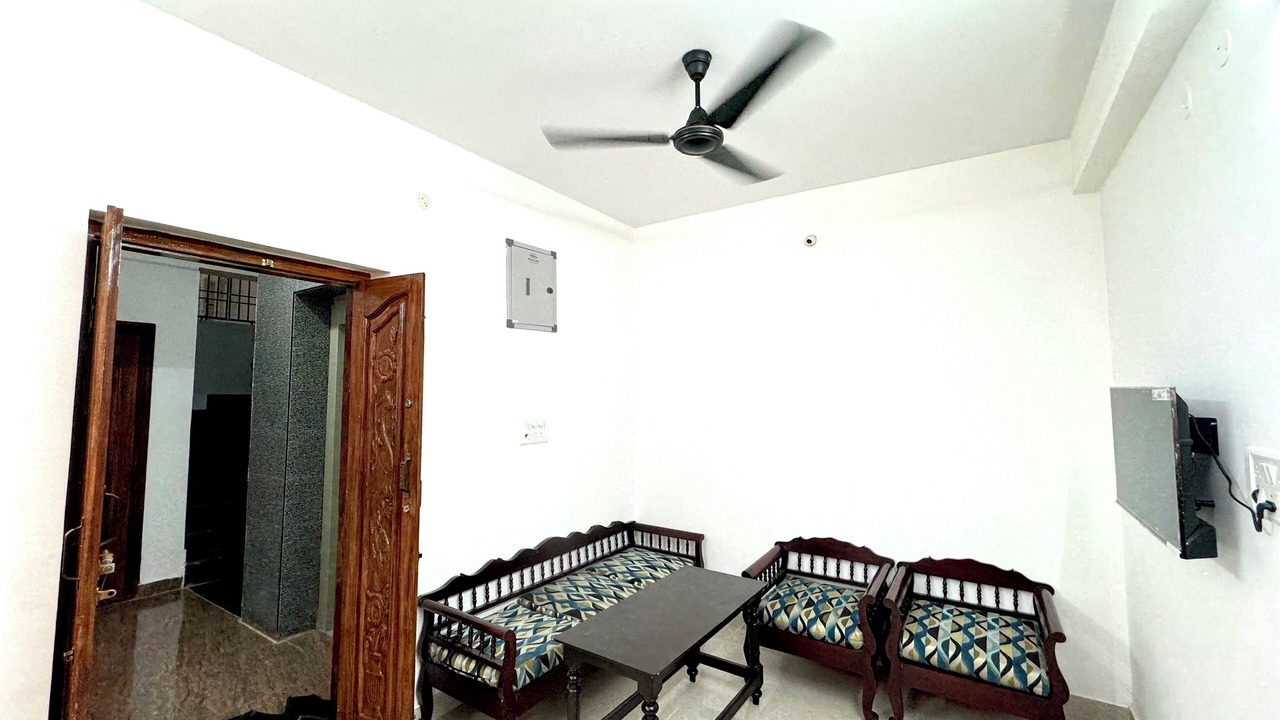 Photo of Livingroom in Thoraipakkam