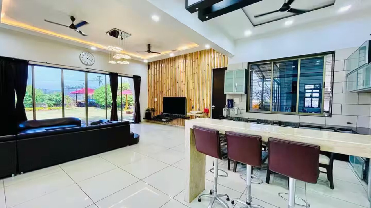 Photo of Livingroom in Lonavala