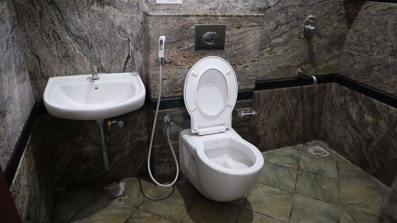 Photo of Bathroom in Chengalpattu
