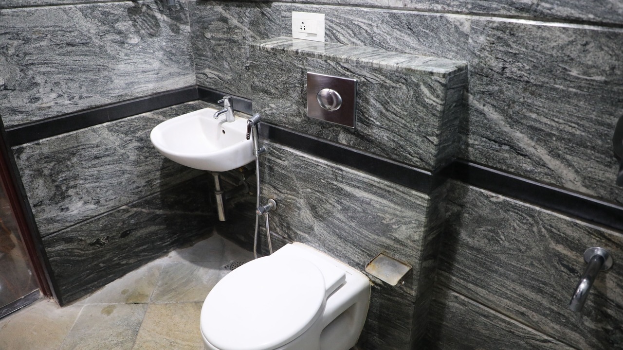 Photo of Bathroom in Chengalpattu