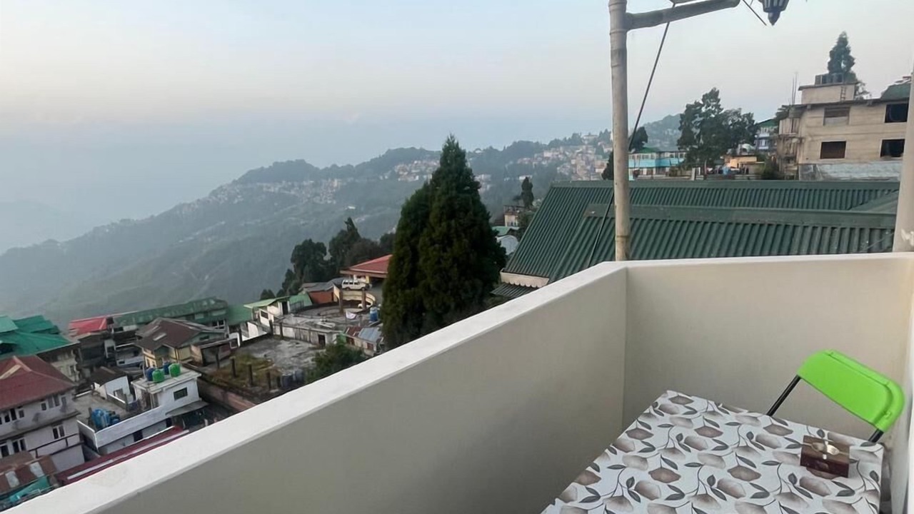 Photo of Patio Balcony in Darjeeling