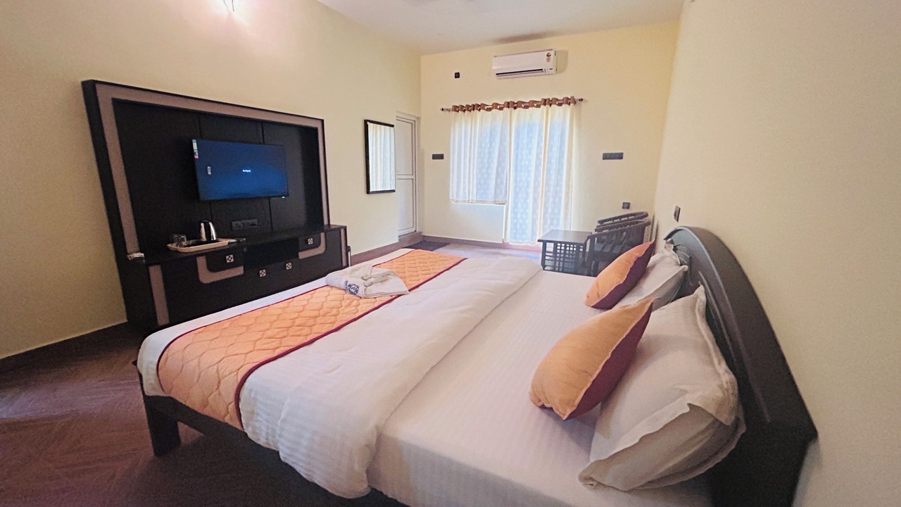 Photo of Bedroom in Ganapathichettikulam