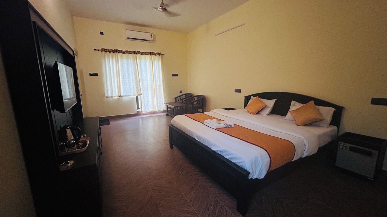 Photo of Bedroom in Ganapathichettikulam