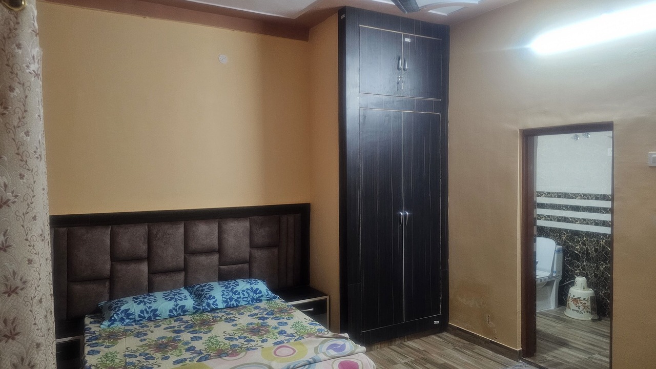 Photo of Bedroom in Mayapur