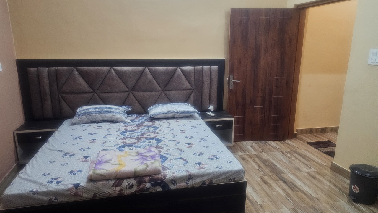 Photo of Bedroom in Mayapur