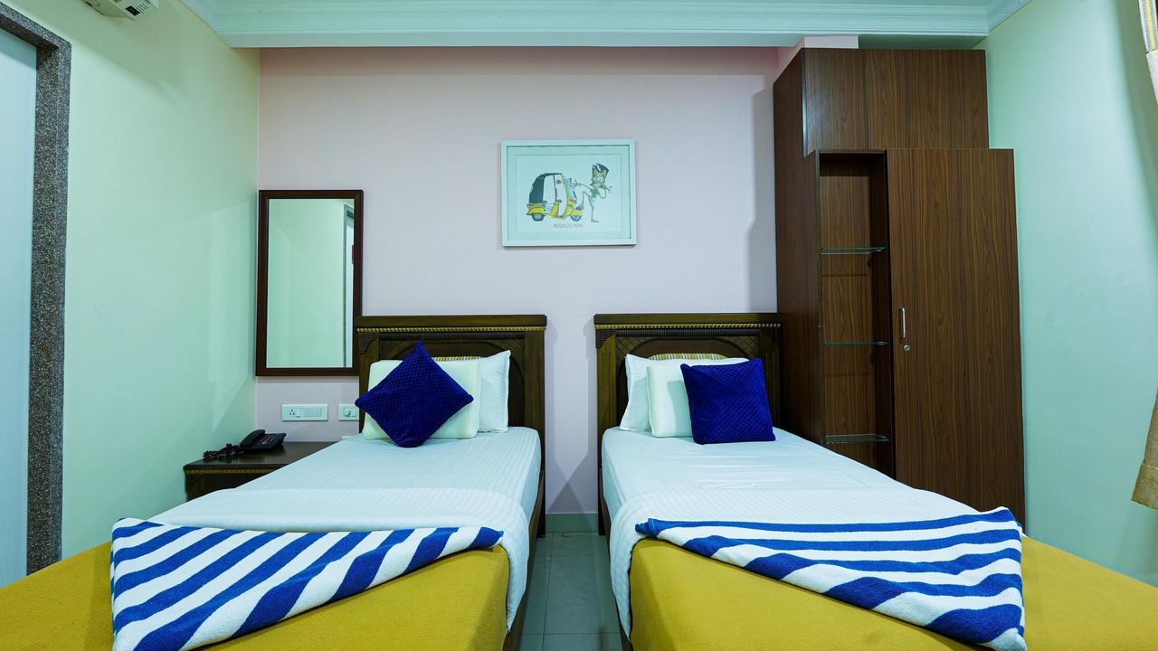 Photo of Bedroom in Teynampet