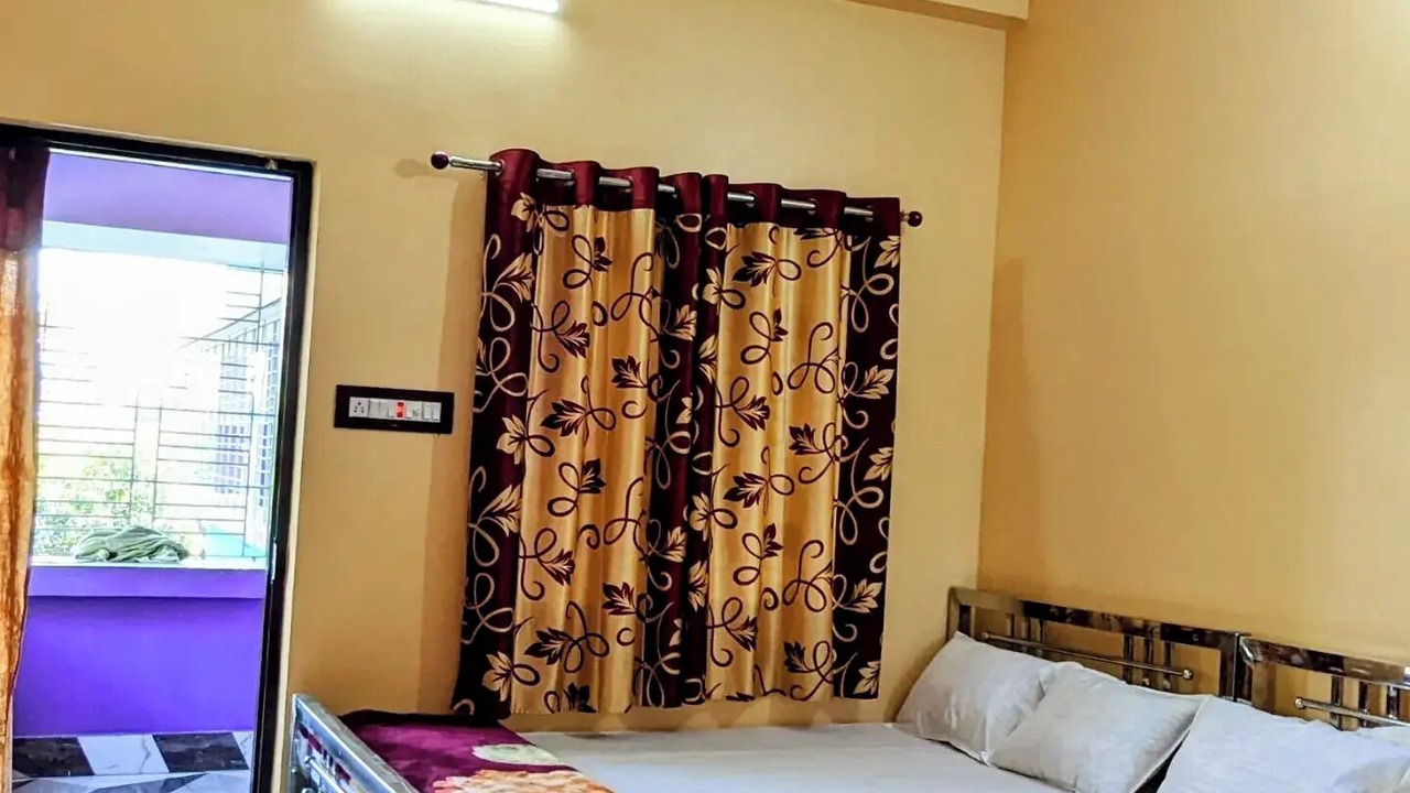 Photo of Bedroom in Pakhiralay