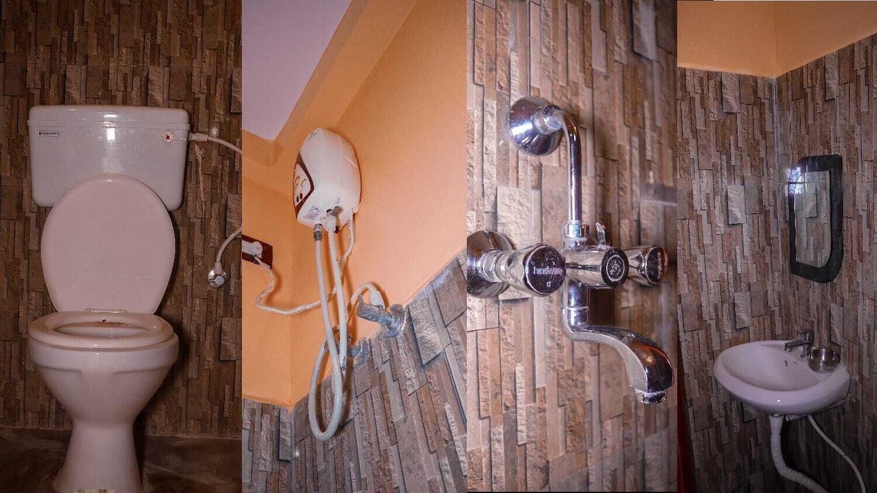 Photo of Bathroom in Pakhiralay