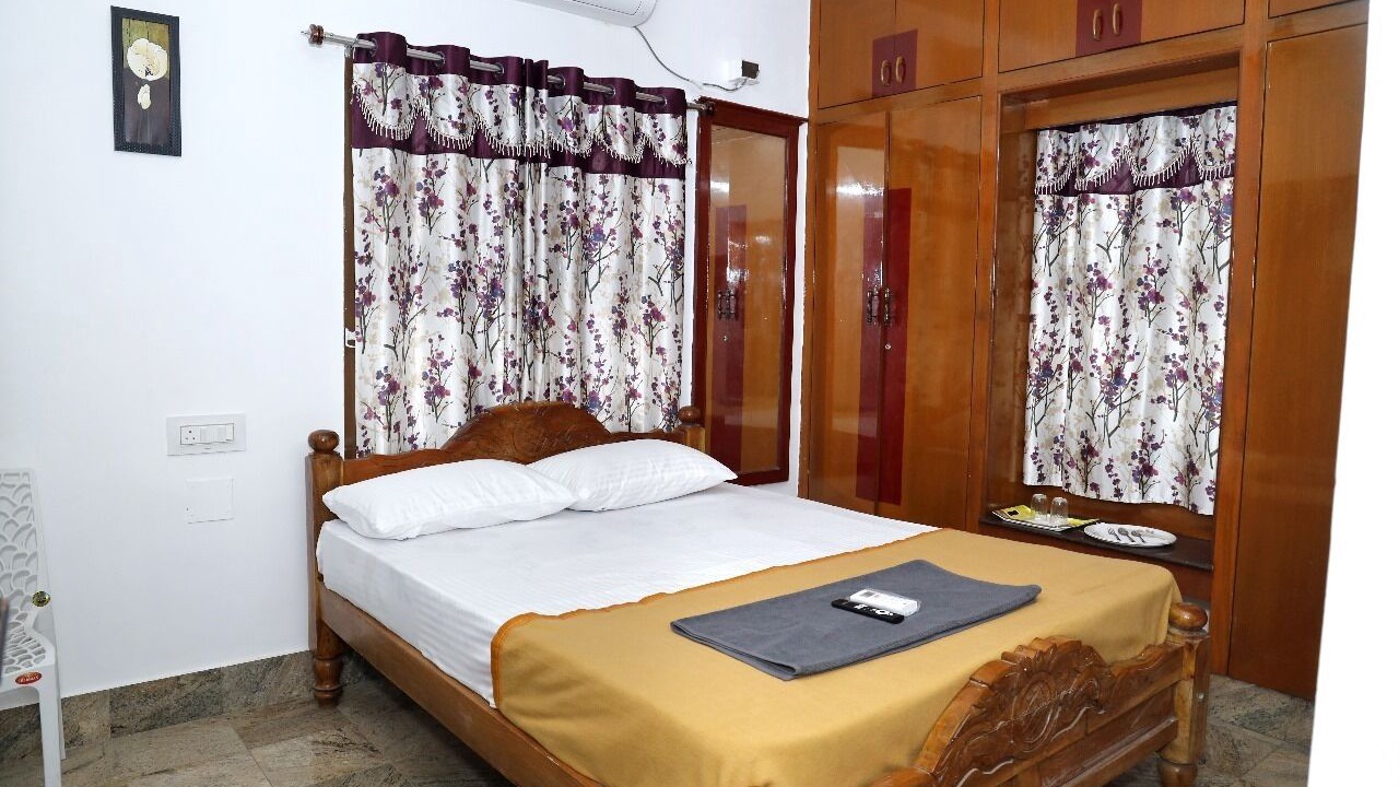 Photo of Bedroom in Egmore