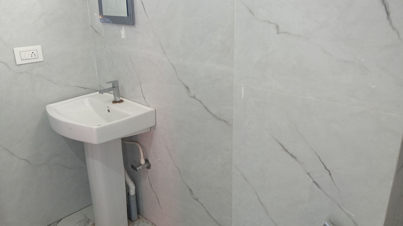 Photo of Bathroom in Neora