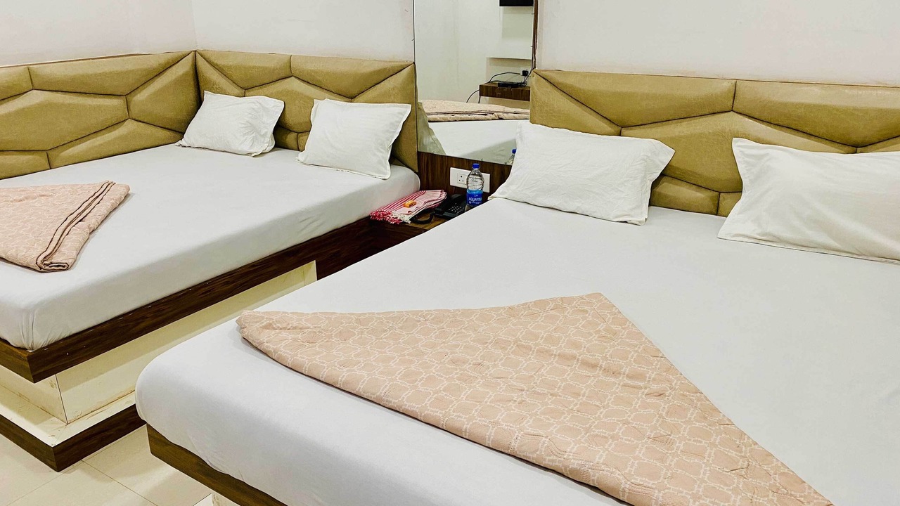 Photo of Bedroom in Omkareshwar