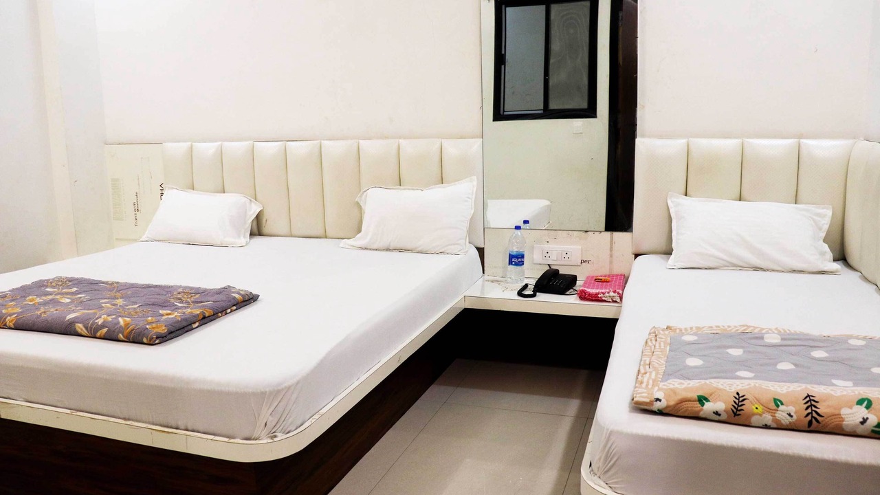 Photo of Bedroom in Omkareshwar