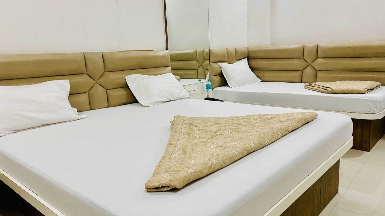 Photo of Bedroom in Omkareshwar