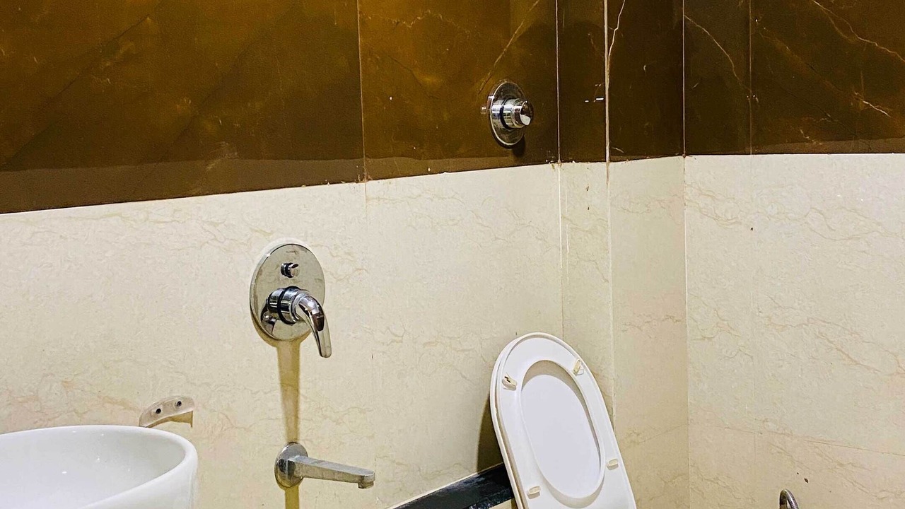 Photo of Bathroom in Omkareshwar