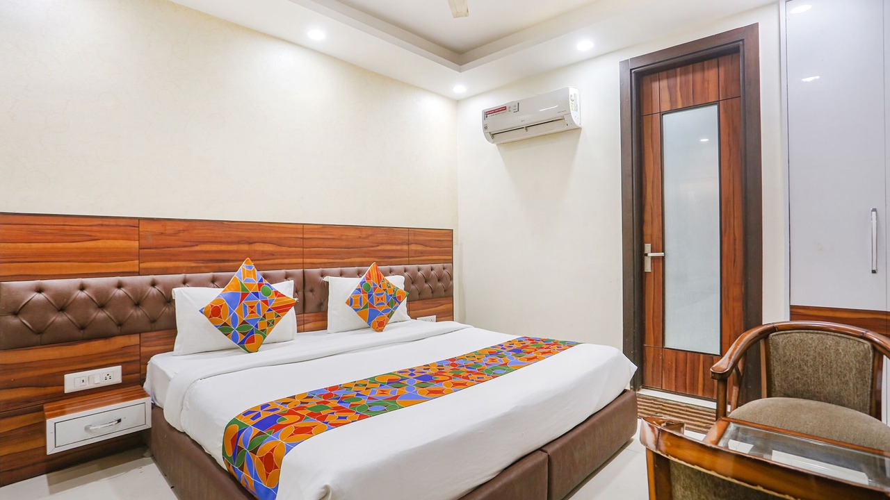 Photo of Bedroom in Janakpuri